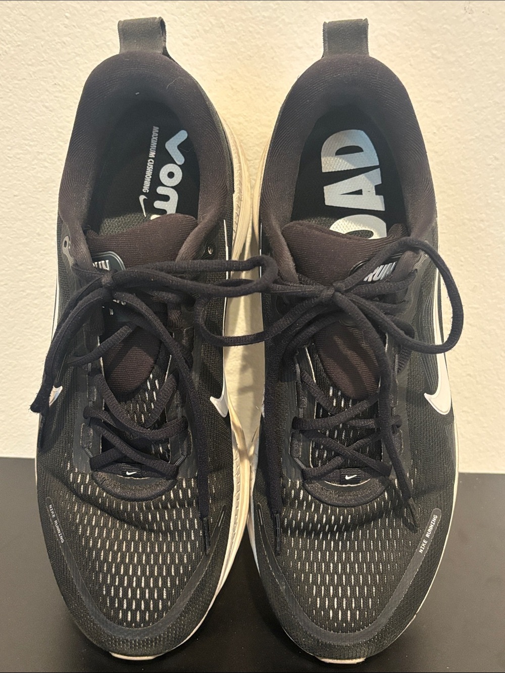 Vomero 18 Running Shoes - Black/White - Size 12